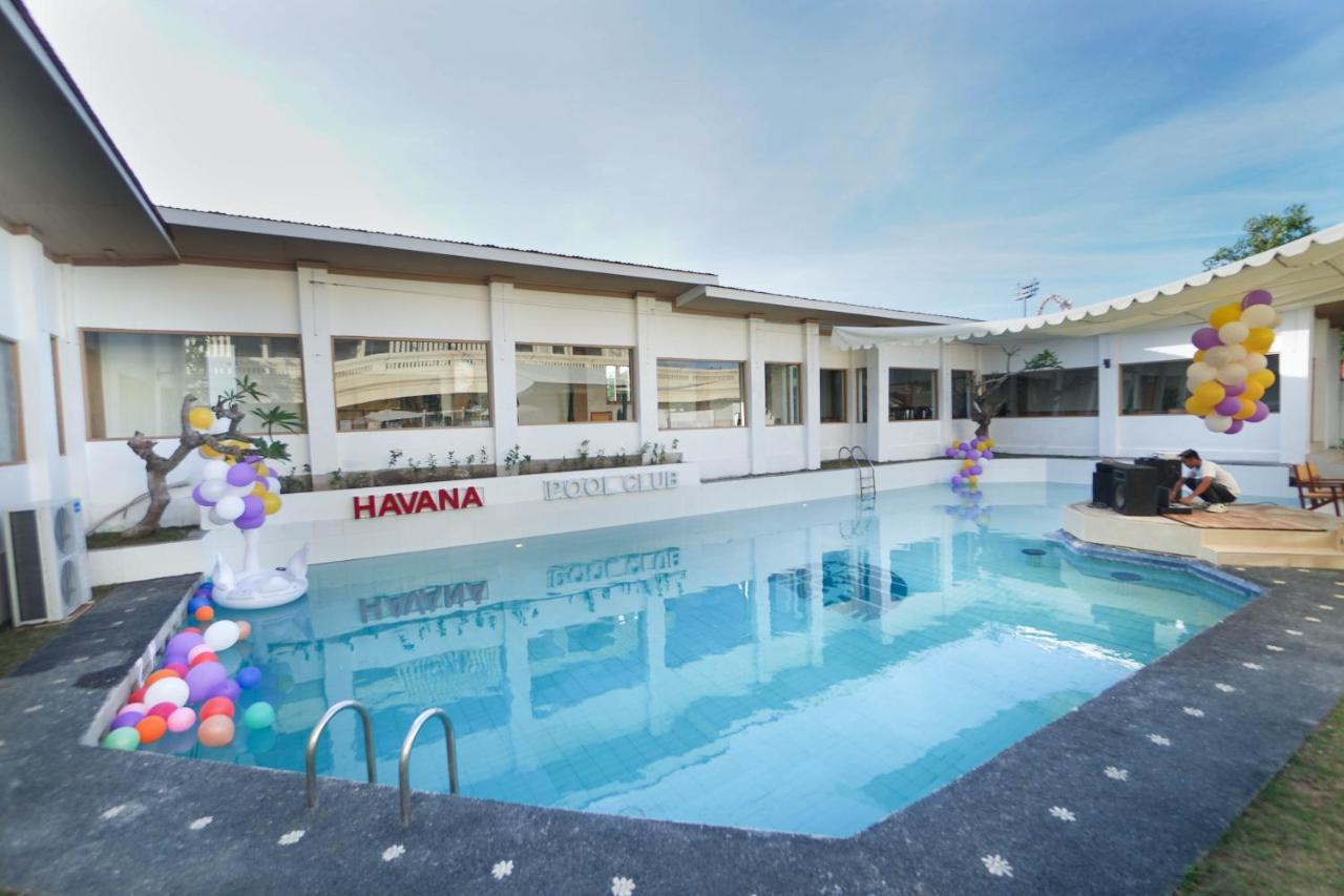 Private Pool Villas كوتا المظهر الخارجي الصورة
